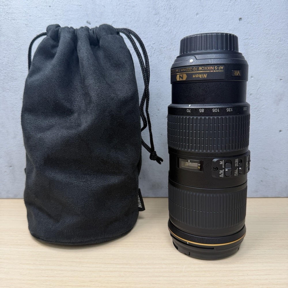 Nikon AF-S NIKKOR 70-200mm 1:4G ED SWM VR IF ED Lens MINT With Pouch